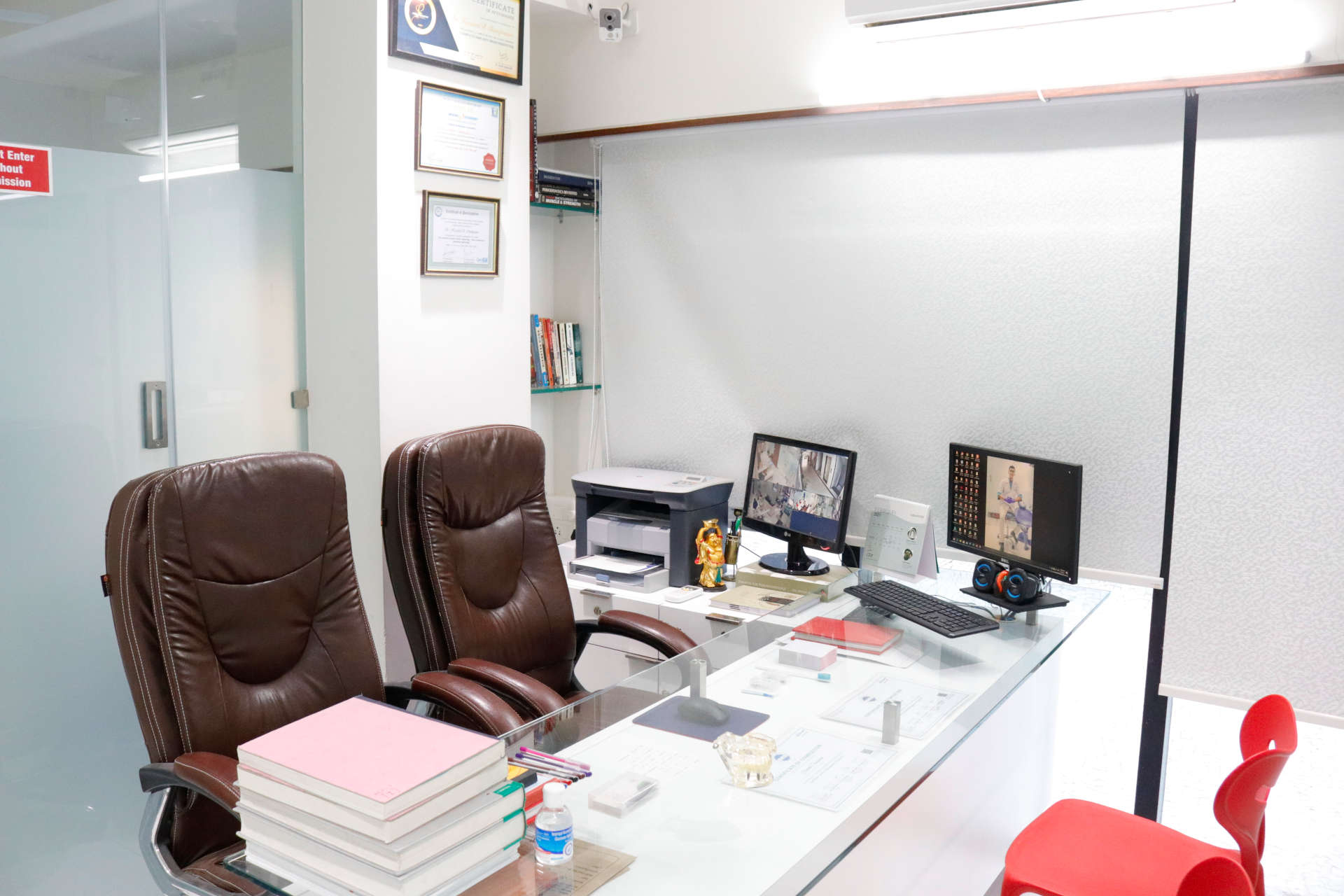 Dental Clinic | Doctor Cabin